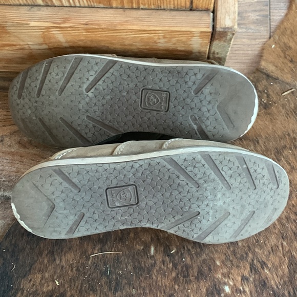Kids Ariat shoes - Picture 3 of 3